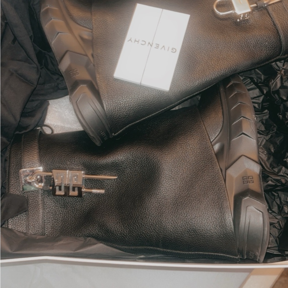 Givenchy Boots Size 36 Only Wore Twice - image 5